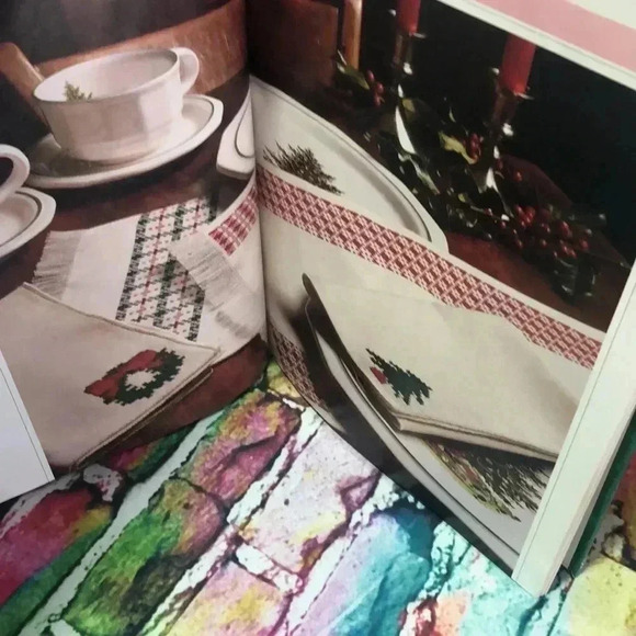 Christmas‎ cross stitch hard back book by better homes and gardens - Picture 2 of 6